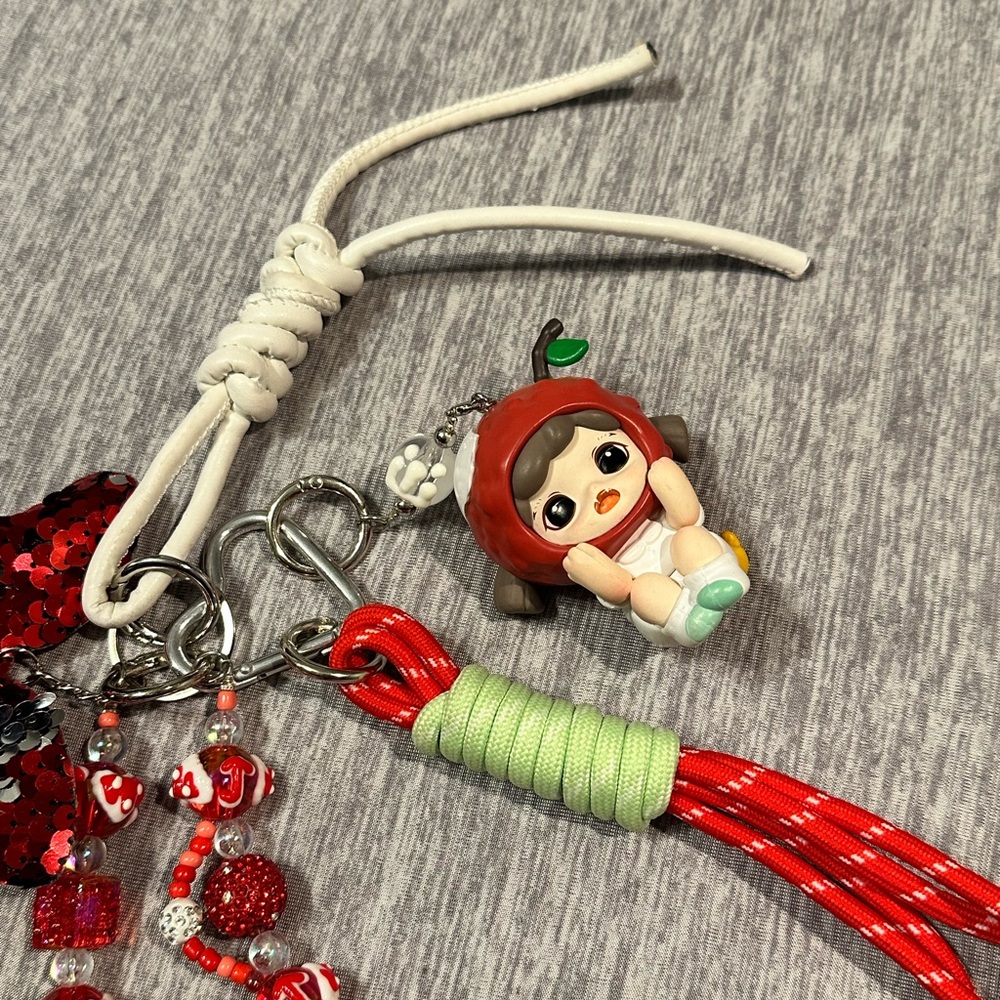 TNT SPACE ZORAA FRUIT - Lychee Handmade Keychain. Includes 5 keychains